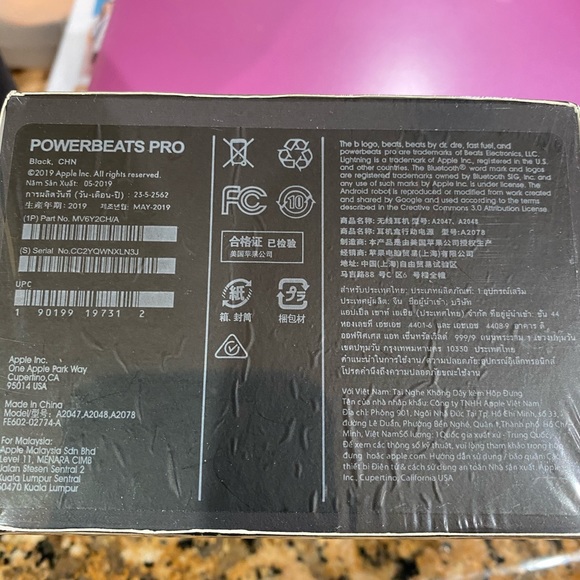 BEATS BY DRE - Picture 4 of 5